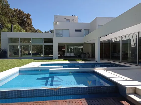 Venta De Casa En San Diego Country Club Moreno