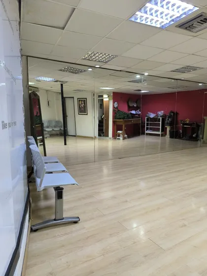Local En Alquiler C.c Shopping Center Urb Prebo Ideal Academia Modelaje, Baile, Spa