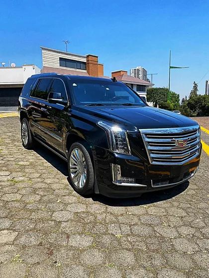 Cadillac Escalade 6.2 Plinum 4x4 At