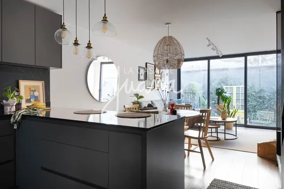 Seminuevo, Exclusivo Y Moderno, Con Patio  Privado.