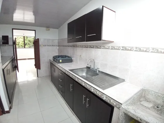 Venta De  Apartamento Remodelado Para Inversión, Barrio El Lido