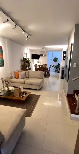 Xv, En Venta  Villas De San Rafael  Ubicada Cerca Avenida Guayana Y Club Demócrata.