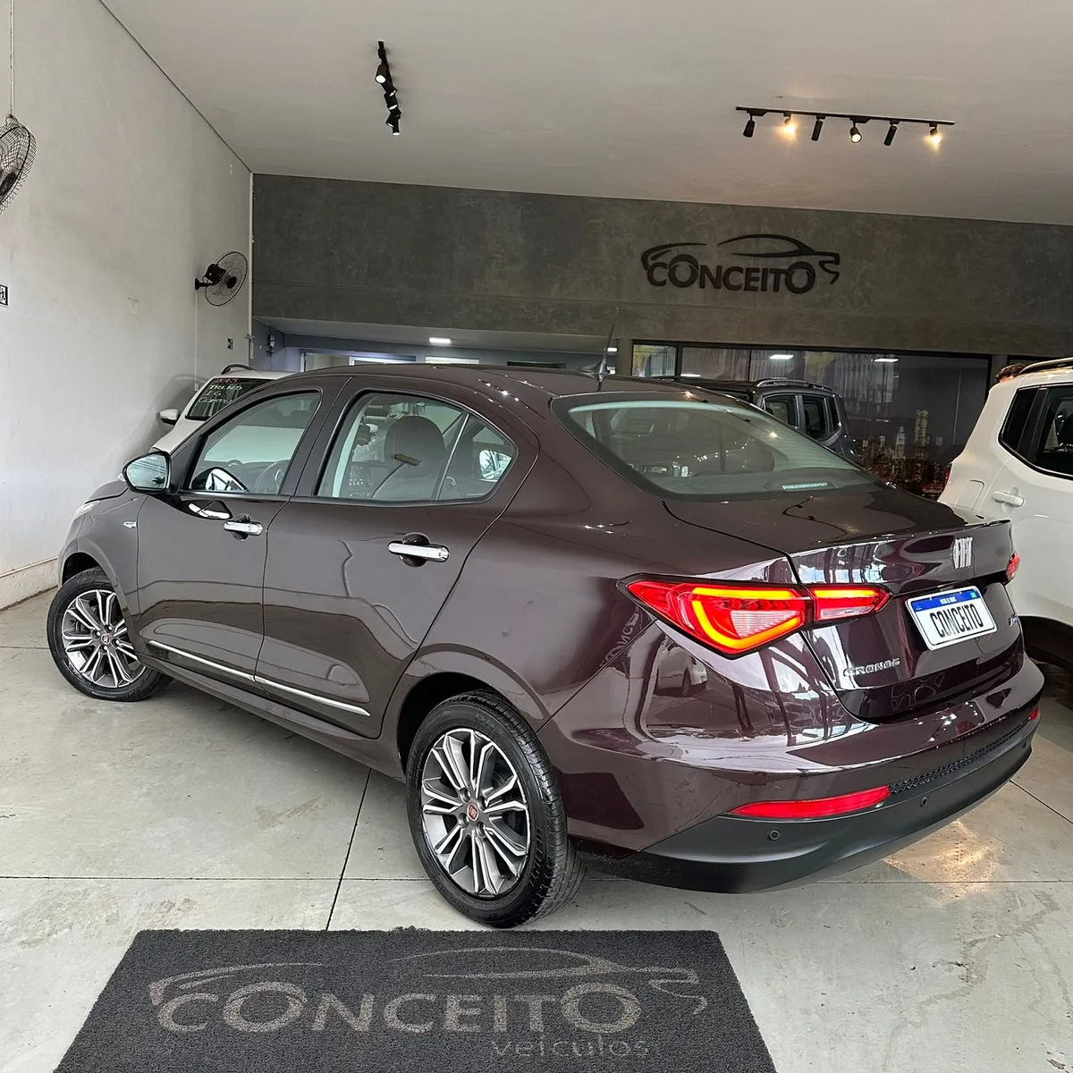 Fiat Cronos 1.8 Precision 16v Flex Auto. 4-door402854465692641284