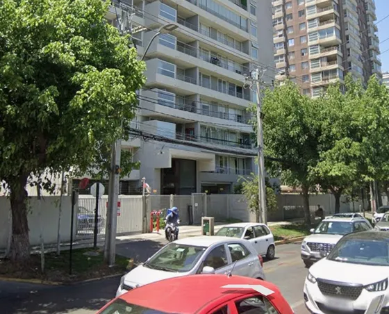 Arriendo Local En Macul.