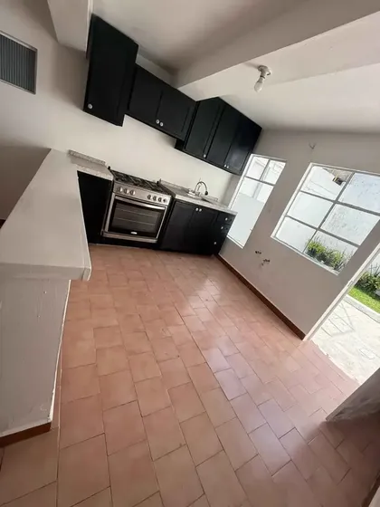 Casa De 3 Recámaras En Venta En Gabriel Hernández, Gustavo A. Madero