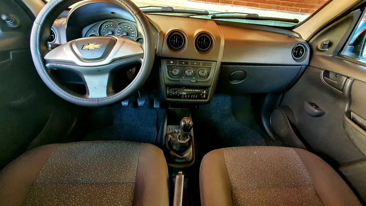 Chevrolet Celta 2012 1.0 Ls Flex Power 3p — foto 9