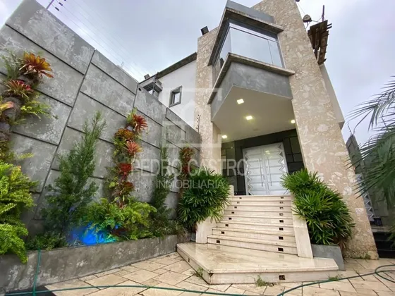 Venta De Casa-quinta, Moderna En Puerto Ordaz, Urbanizacion Los Saltos, Alta Vista, Guayana, Bolivar, Venezuela 