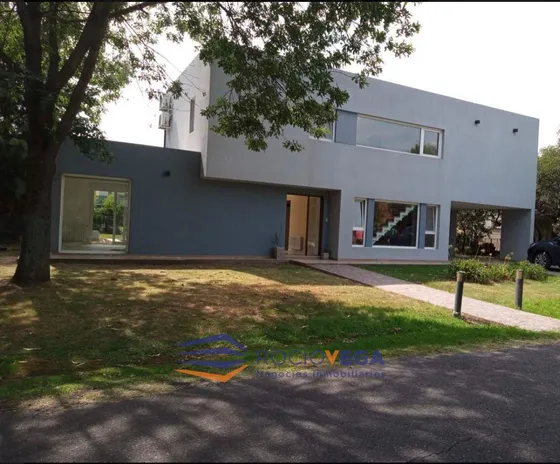 Casa En Alquiler En Santa Ana  Moreno