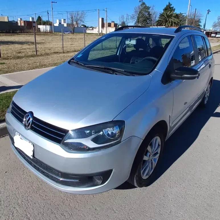 Volkswagen Suran 1.6 Trendline 11b