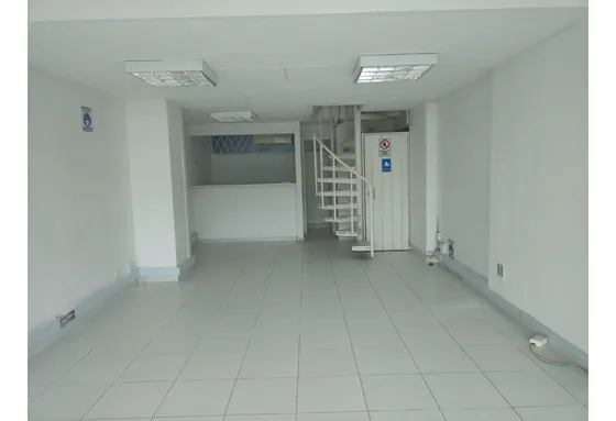 Venta Local De Dos Pisos 59mts2 En Ciudad Jardín, Sur De Cali 7609.