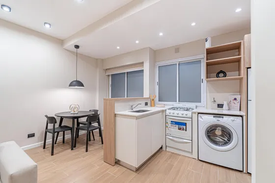 Departamento En  Venta 2 Ambientes Plaza Colon