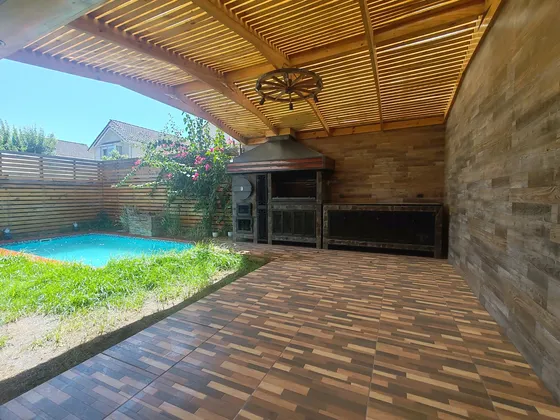 Hermosa Casa En Arriendo En Larapinta