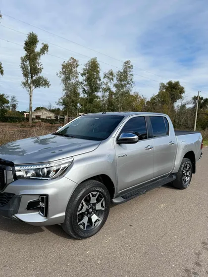 Toyota Hilux 2.8 Cd Srx 177cv 4x4 At