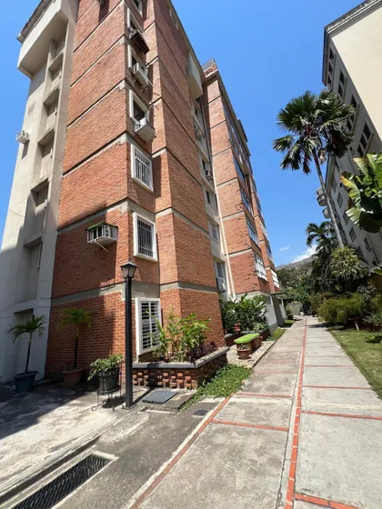 Apartamento En Alquiler, Resd San Luis, Barrio Sucre
