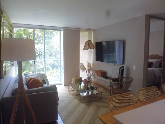 Apartamento Amoblado En Arriendo En El Poblado, El Campestre