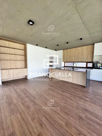 Casa  En Venta En Carpinchos, Nordelta, Tigre