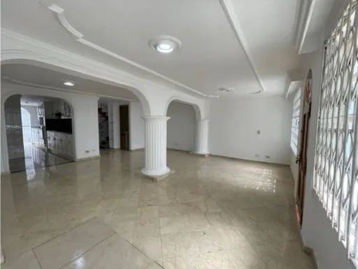 Casas En Arriendo La Mota 643-8292515