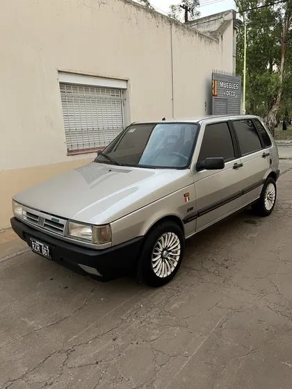 Fiat Uno 1.6 Scr