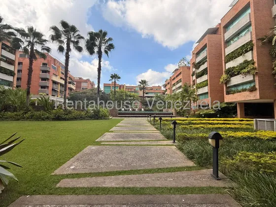Penthouse En Venta Campo Alegre Mls 27-1088 (mr)