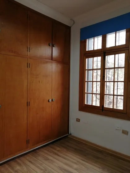 Acojedora Casa Comercial Providencia