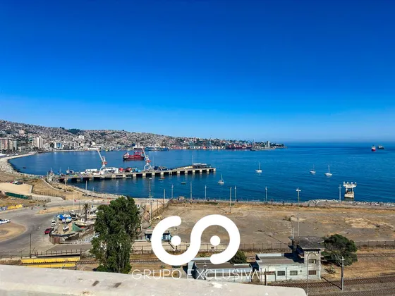 Se Vende Departamento Con Hermosa Vista Al Mar En Valparaiso
