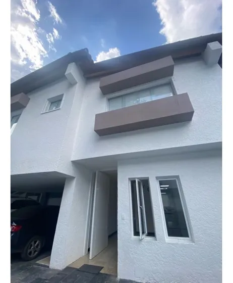 Vendo O Alquilo Casa 800m2 4h+s/8b/6p  Prados Del Este 6395