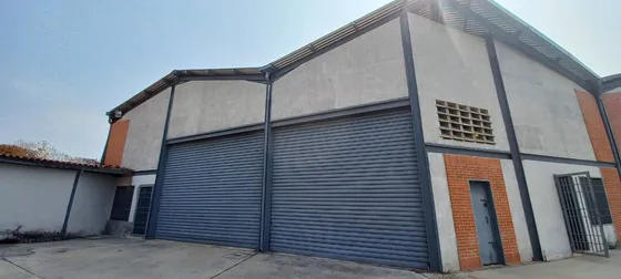 Aq En Venta Galpon 213mts. Centro Empresarial Los Jarales. San Diego. 21078