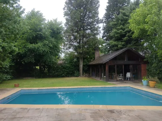  Impecable Casa Totalmente Hecha A Nuevo 