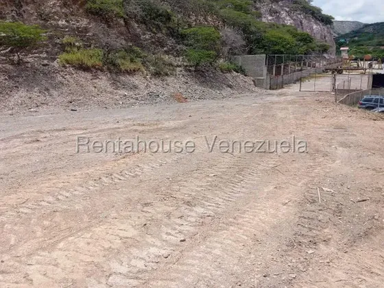 Mayra Barrads Vende Terreno Listo Para Construir Buscas El Lugar Ideal Para Materializar Tu Próximo Gran Proyecto. Este Terreno Combina Las Tres Características Más Codiciadas Del Merc