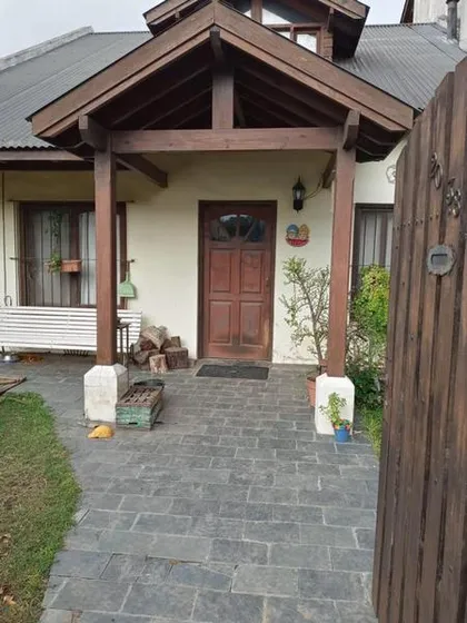 Casa Tres Ambientes En Jose Marmol