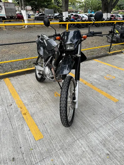 Honda Xr 250 Tornado De Color Negro, Lista Para Traspaso