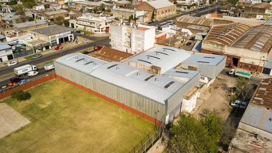 Galpon Con Oficinas En Venta Sobre Boulevard Segui