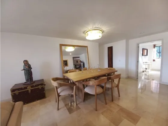 Apartamento En Arriendo Amoblado En El Poblado Tesoro