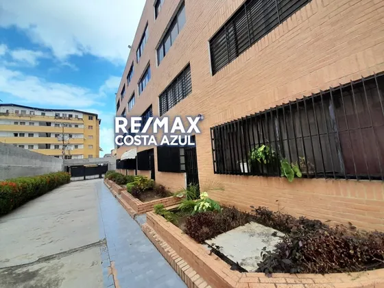 En Venta Apartamento Planta Baja En El Conjunto Residencial Albatroz En Tucacas