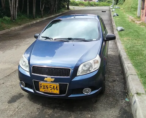 Chevrolet Aveo Emotion 1.6 Gt