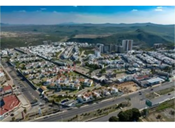 Renta De Local En Cñadas Del Lago Corregidora Querétaro