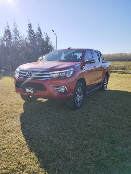 Toyota Hilux Pick-up 2.8 Cd Srx 177cv 4x4