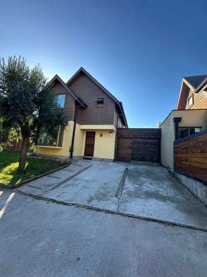 Casa 3 Dormitorios En Parque Nativo, Los Ángeles