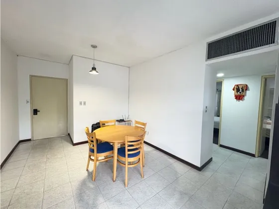 Alquilo Apartamento 90m2 El Rosal 9421