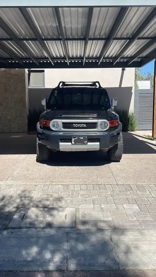 Toyota Fj Cruiser 3p Premium Aa Ee Ra Abs 4x4 At
