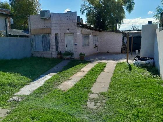 Dueño Directo Vende Casa En Belen De Escobar C/excelente Acceso A Panamericana Y Gran Potencial De Crecimiento Para Agrandar. Excelente Estado Reciclado A Nuevo!!!