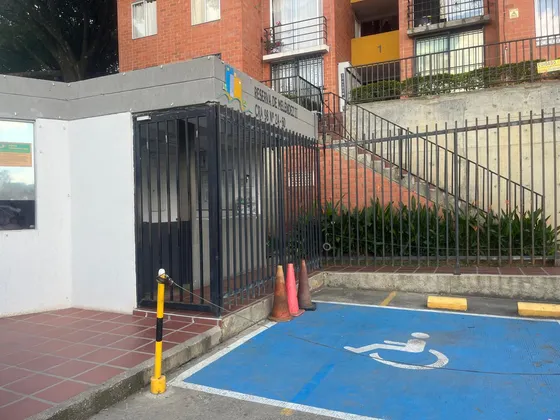 Hermoso Apartamento En Venta Con Mucha Zona Verde .