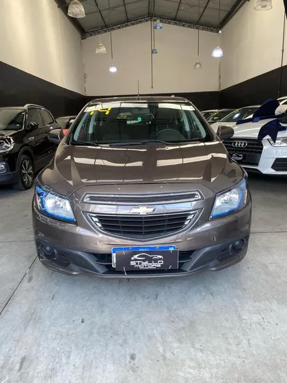 Chevrolet Onix 1.4mt Lt