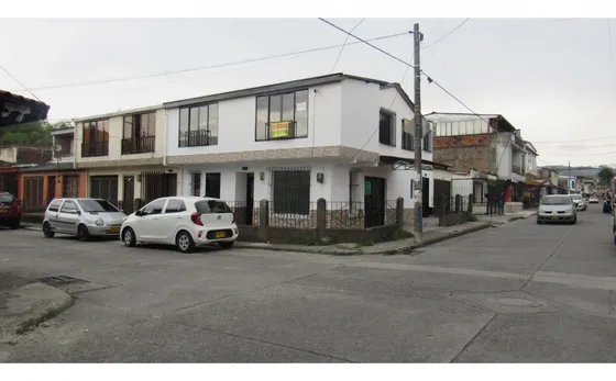 Venta De Casa Esquinera En La Pradera Dosquebradas