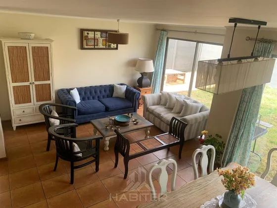 Casa En Venta De 3 Dorm. Condominio En Zapallar, Curicó