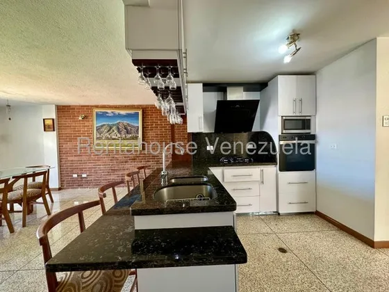 Apartamento En Alquiler En Santa Eduvigis #25-22986 Yosmil Carrero