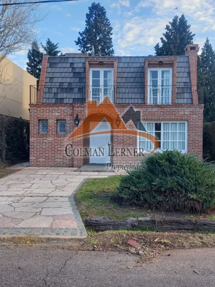 Venta Casa De Un Dormitorio Con Posibilidad De Dos Dormitorio Country Club Banco Provincia