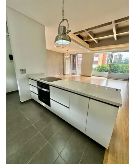 Vendo Apartaestudio En El Poblado - Alejandria