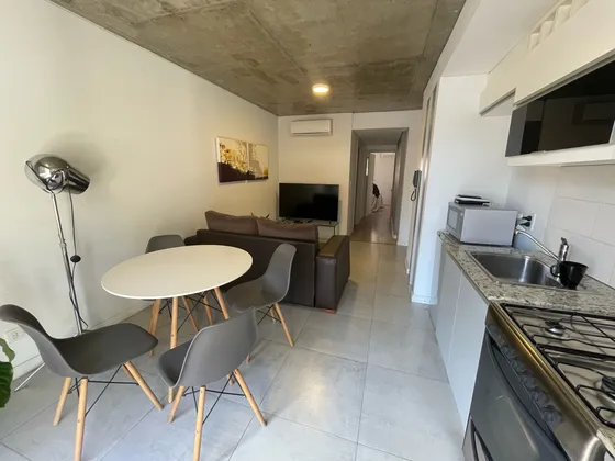 Departamento En Venta De 1 Dormitorio En Pichincha - Rosario