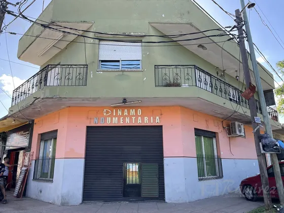 Casa Y Locales En Venta Oportunidad Inversores - Merlo 